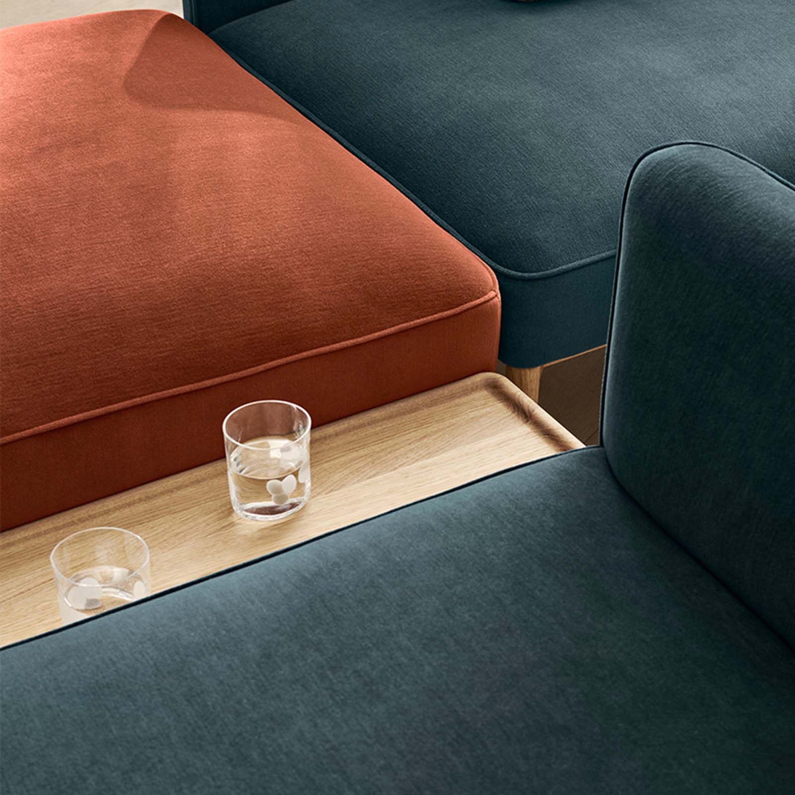 Carl Hansen & Son - E350 Embrace Sofa Stool - Stool 