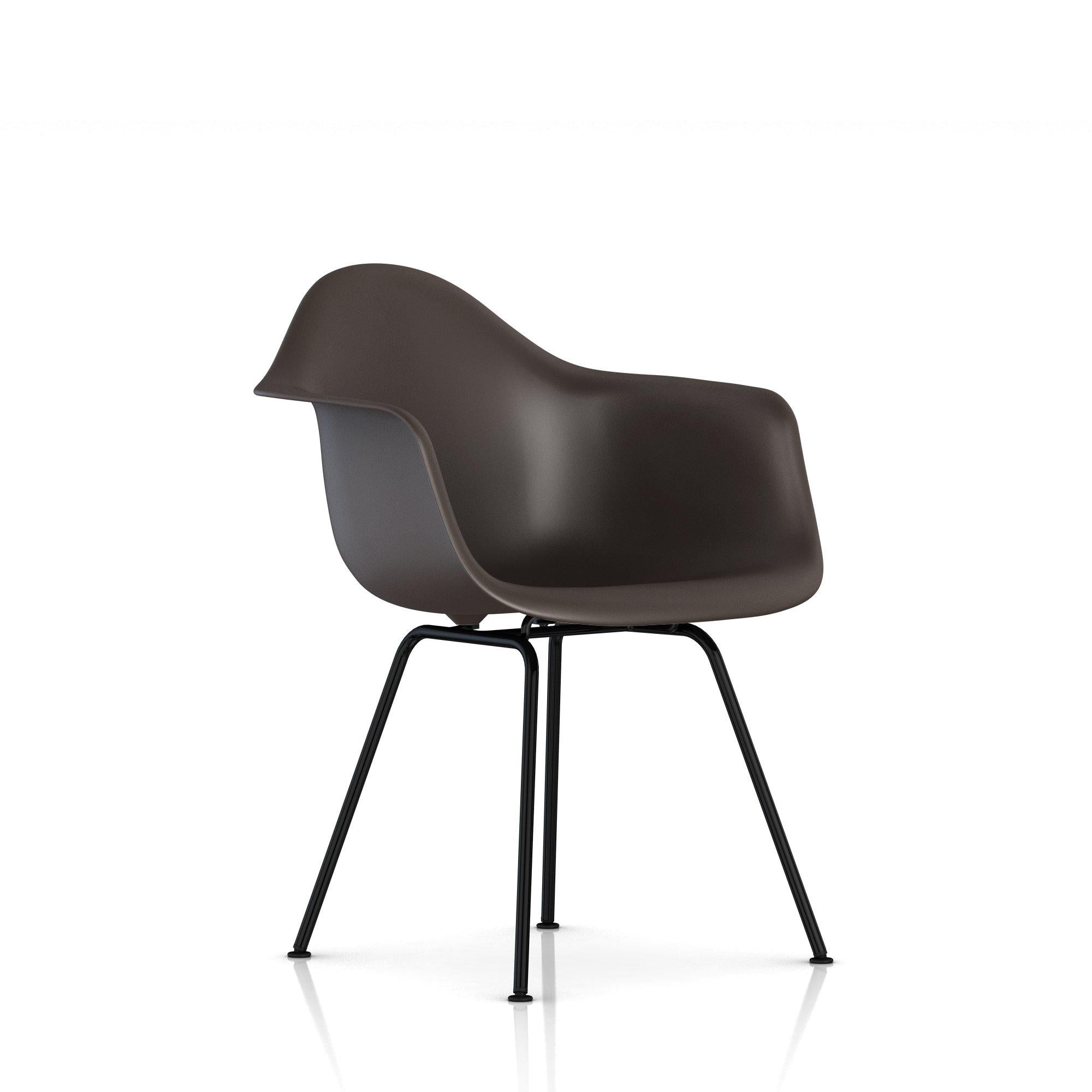 Herman Miller - Eames Molded Plastic Armchair 4-leg Base - Dining Chair 