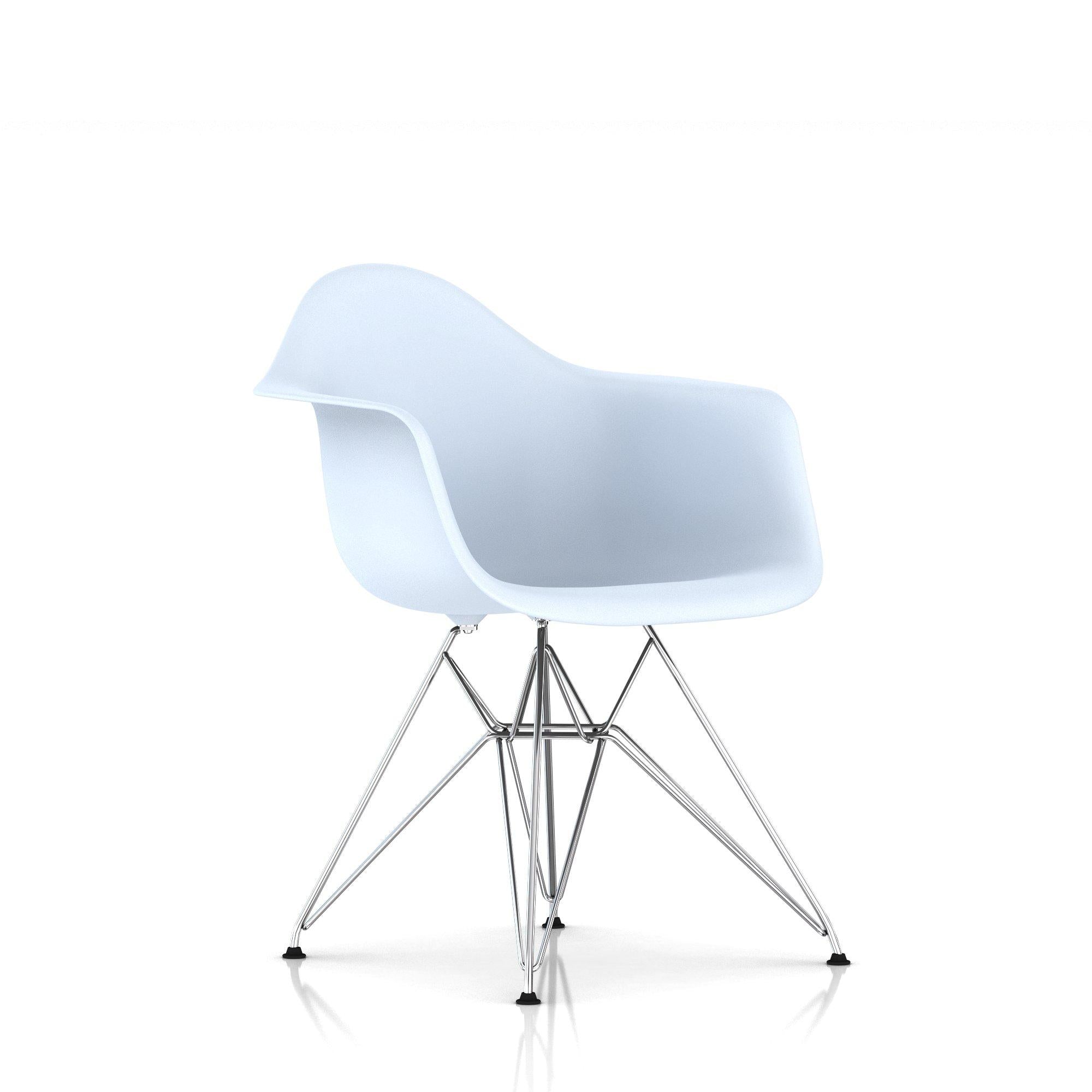 Herman Miller - Eames Molded Plastic Armchair Wire Base - Dining Chair 