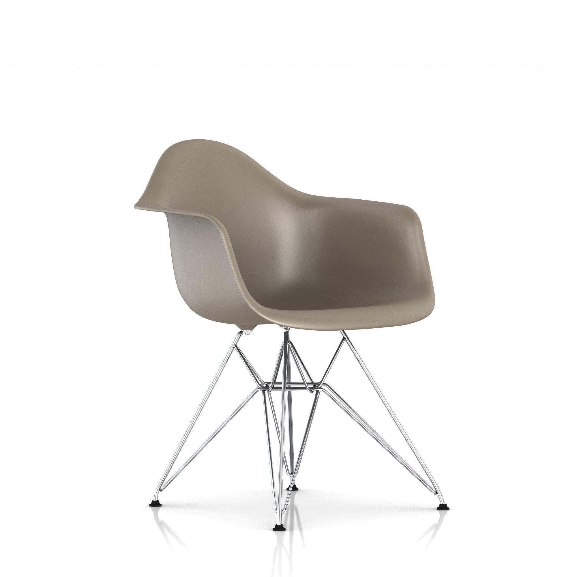 Herman Miller - Eames Molded Plastic Armchair Wire Base - Dining Chair 