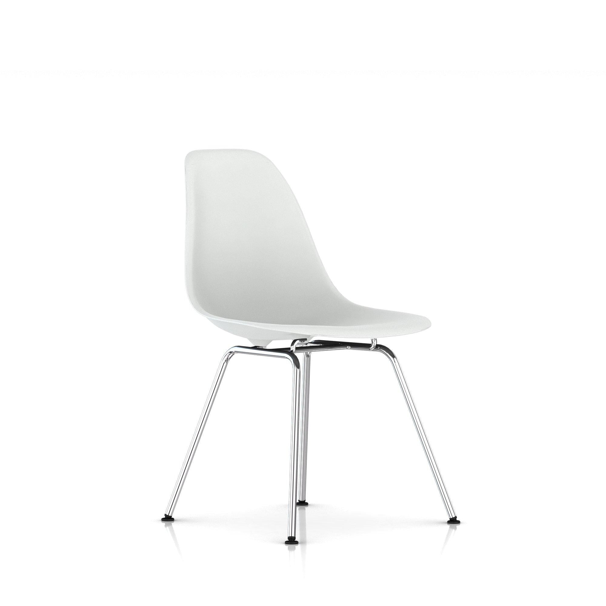 Herman Miller - Eames Molded Plastic Side Chair 4-leg Base - Dining Chair 
