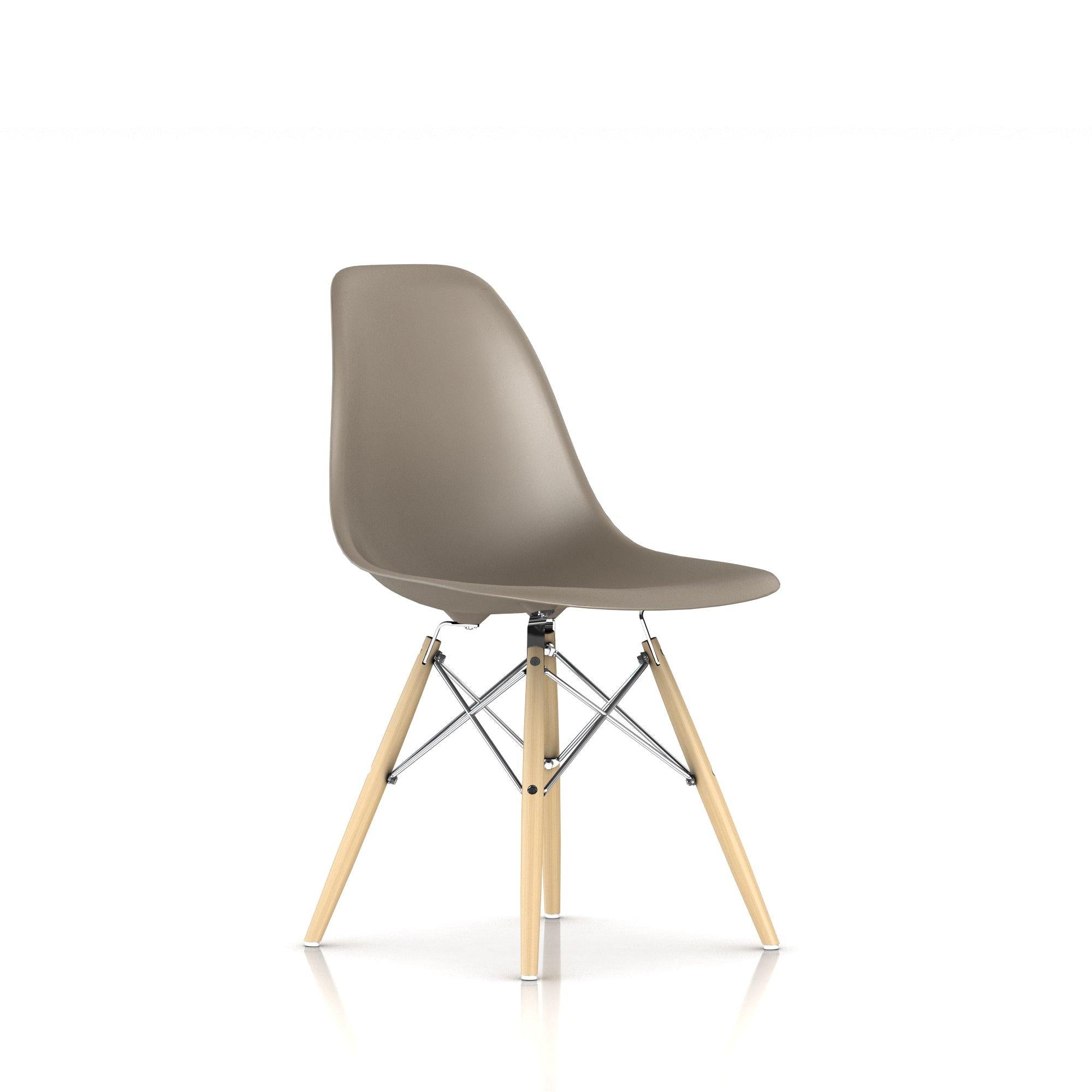 Herman Miller - Eames Molded Plastic Side Chair Dowel Base - Dining Chair 