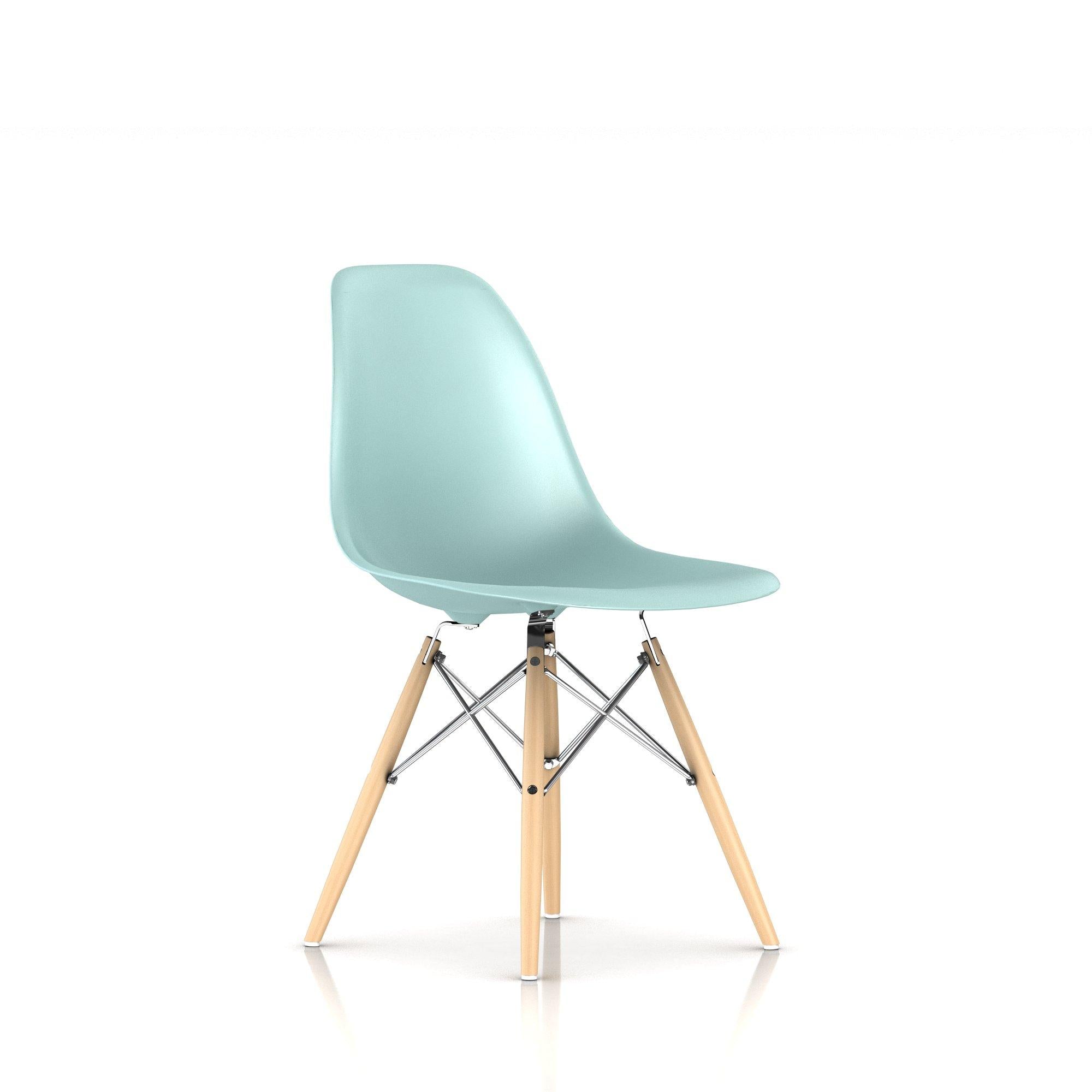 Herman Miller - Eames Molded Plastic Side Chair Dowel Base - Dining Chair 