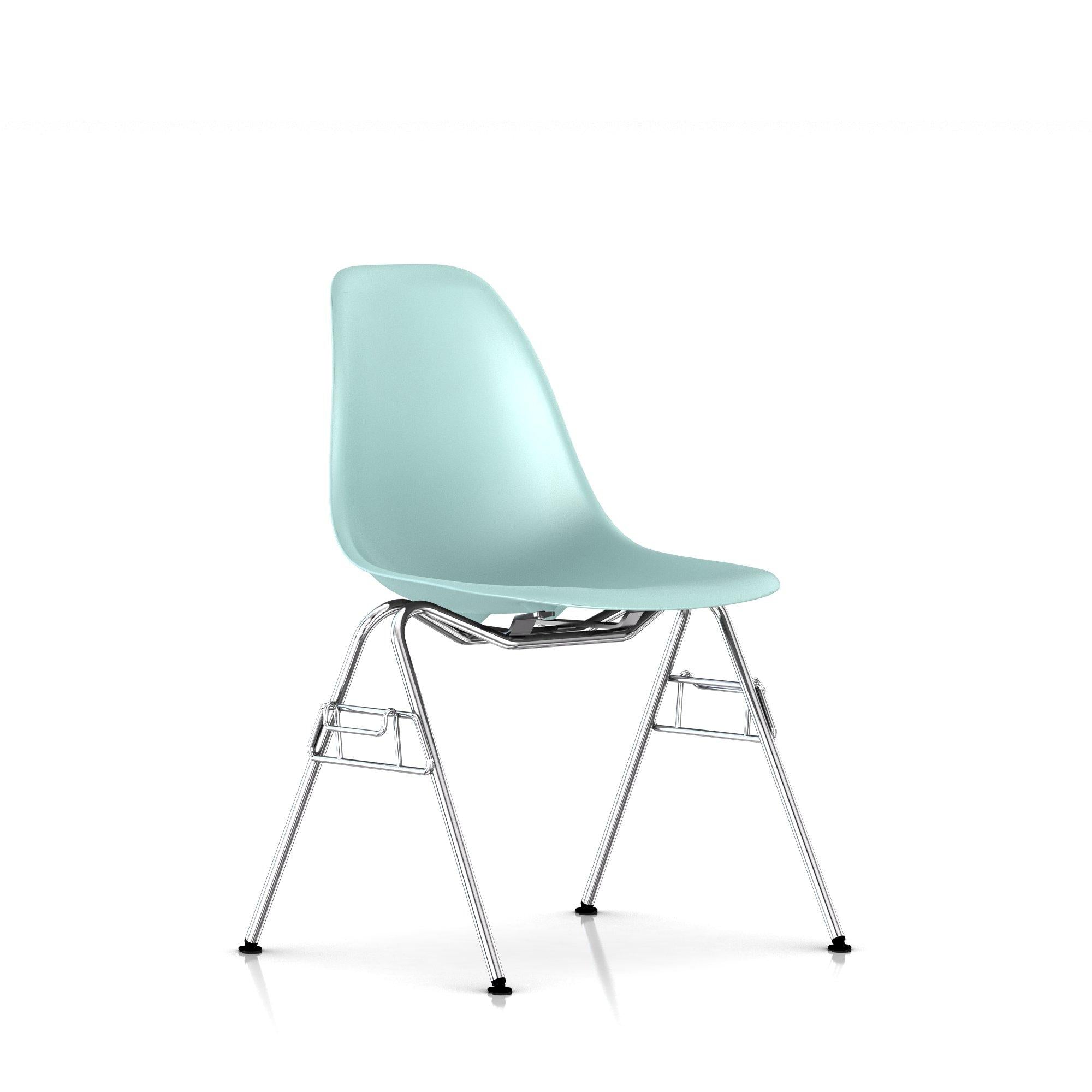Herman Miller - Eames Molded Plastic Side Chair Stacking Base - Dining Chair 