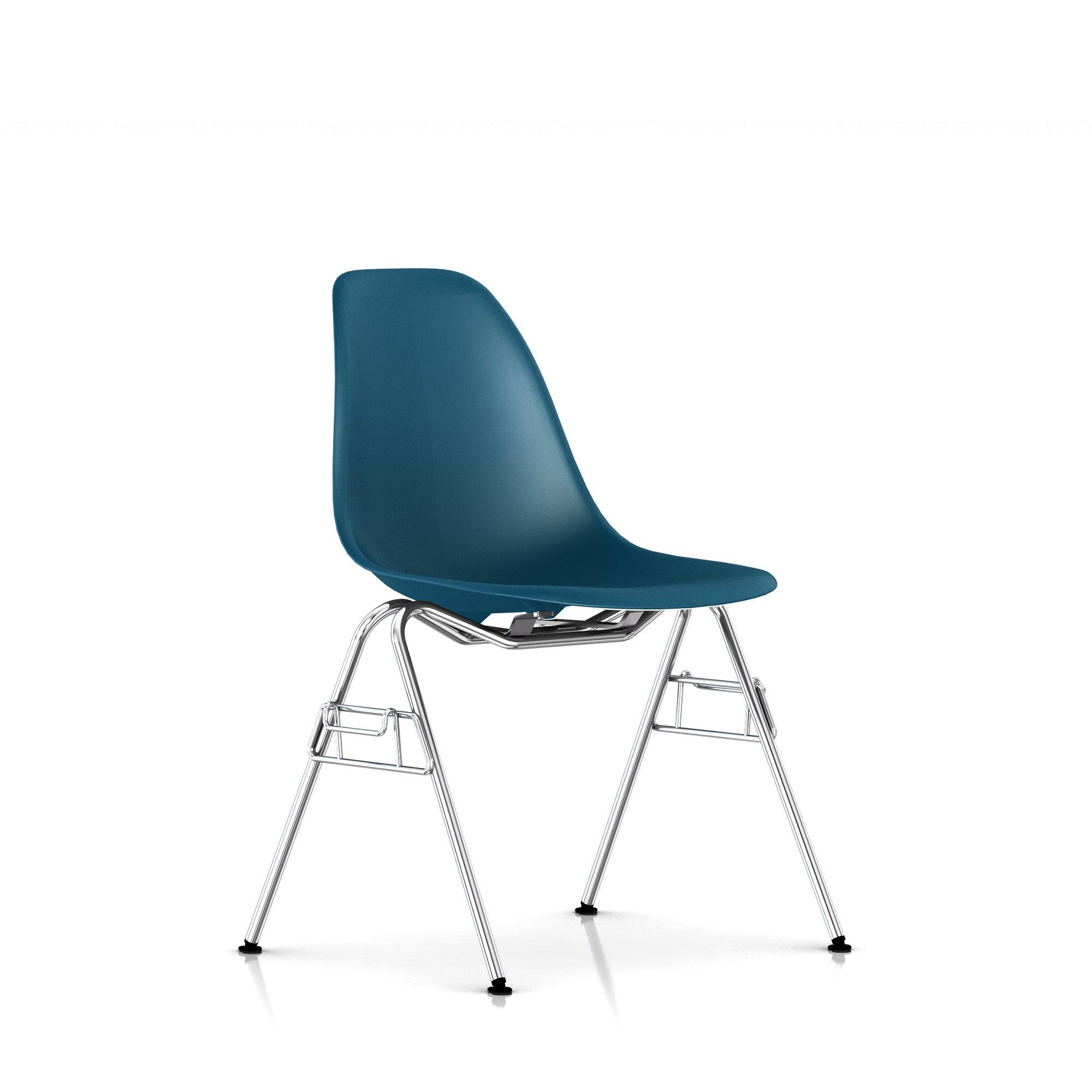 Herman Miller - Eames Molded Plastic Side Chair Stacking Base - Dining Chair 