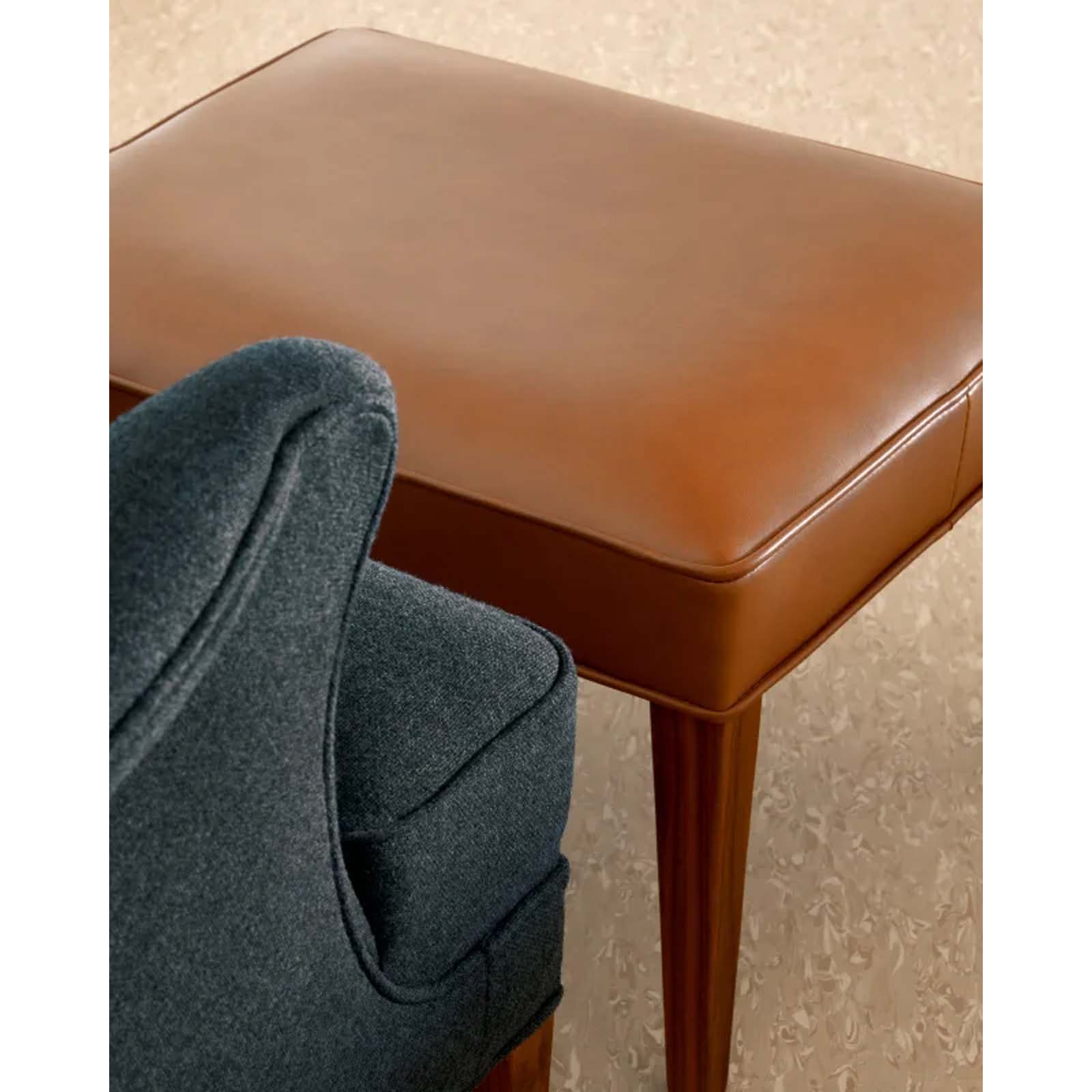 Carl Hansen & Son - FH420 Heritage Footstool - Stool 