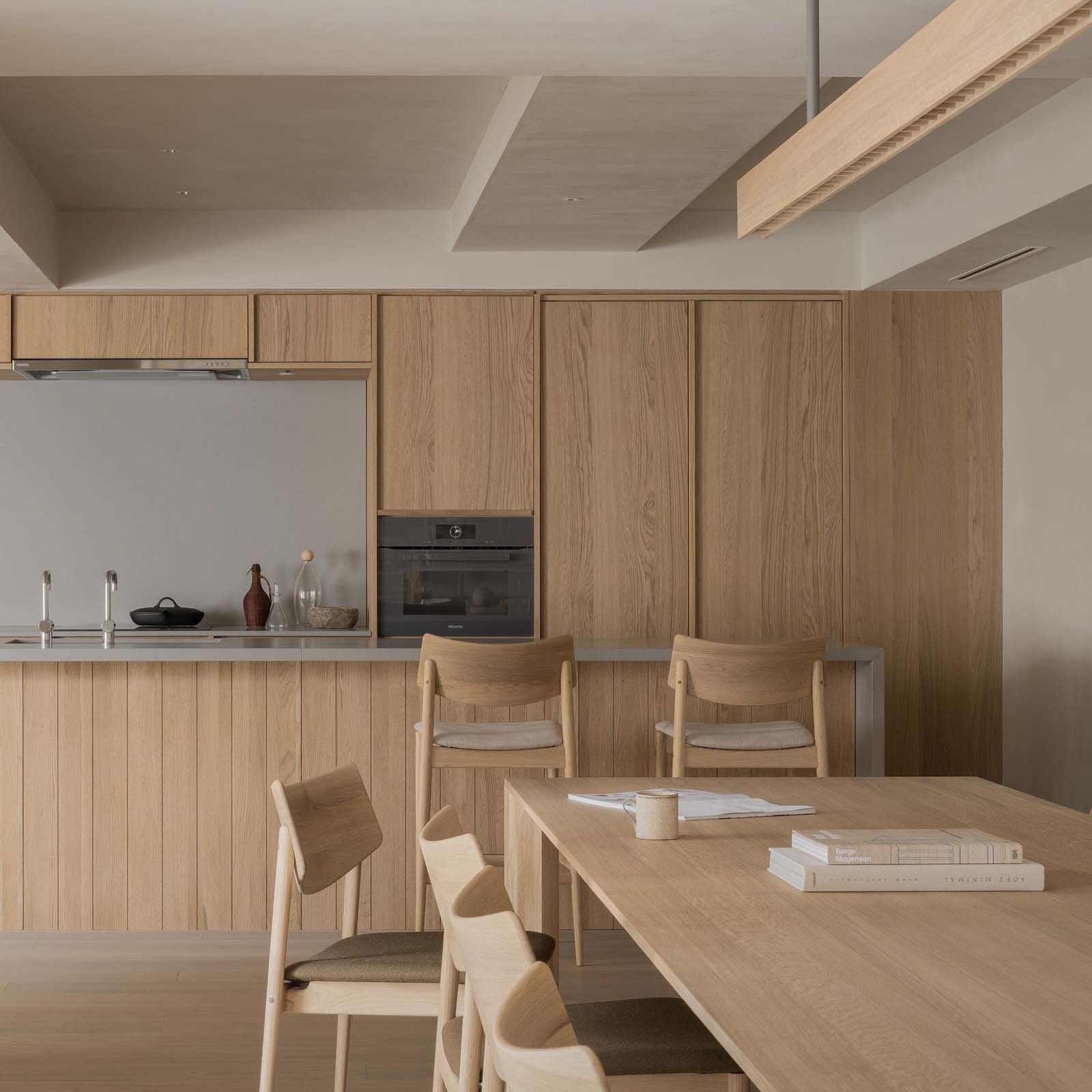 Karimoku Case Study - KCS Dining Chair A-DC03 - Dining Chair 