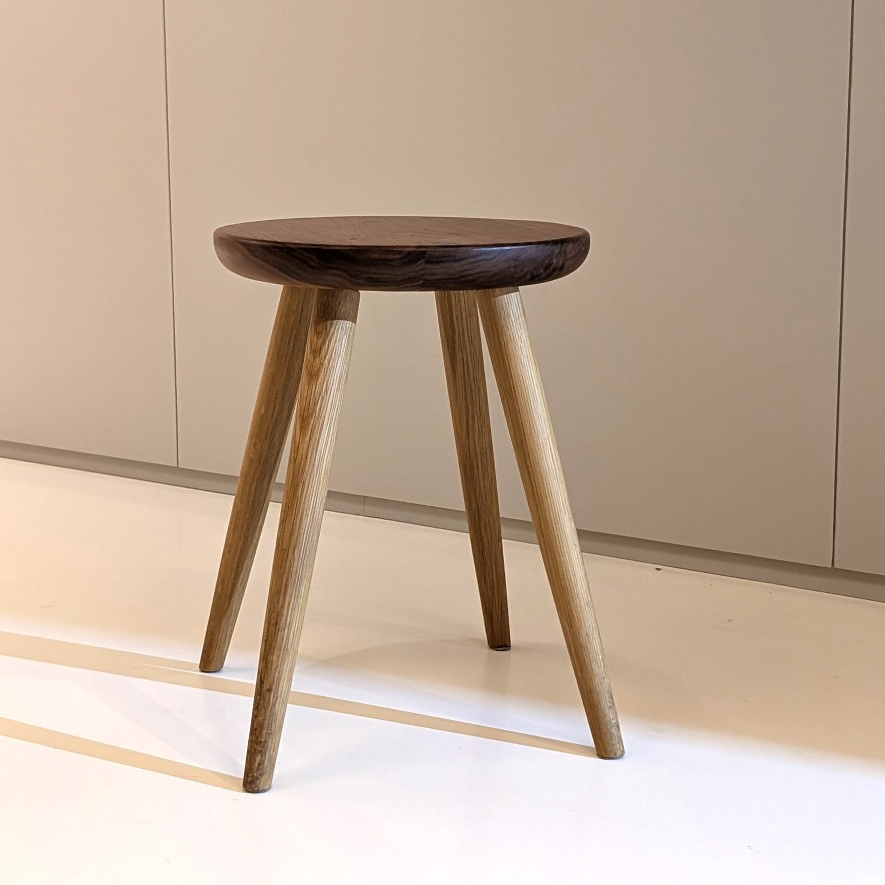 DISCONTINUED | CRESCENT Stool