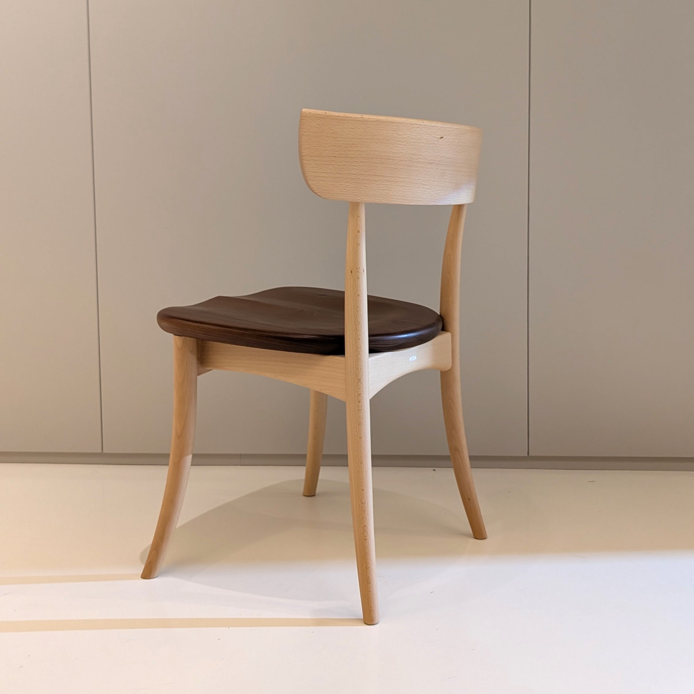 DISCONTINUED | CRESCENT Chair SG261J