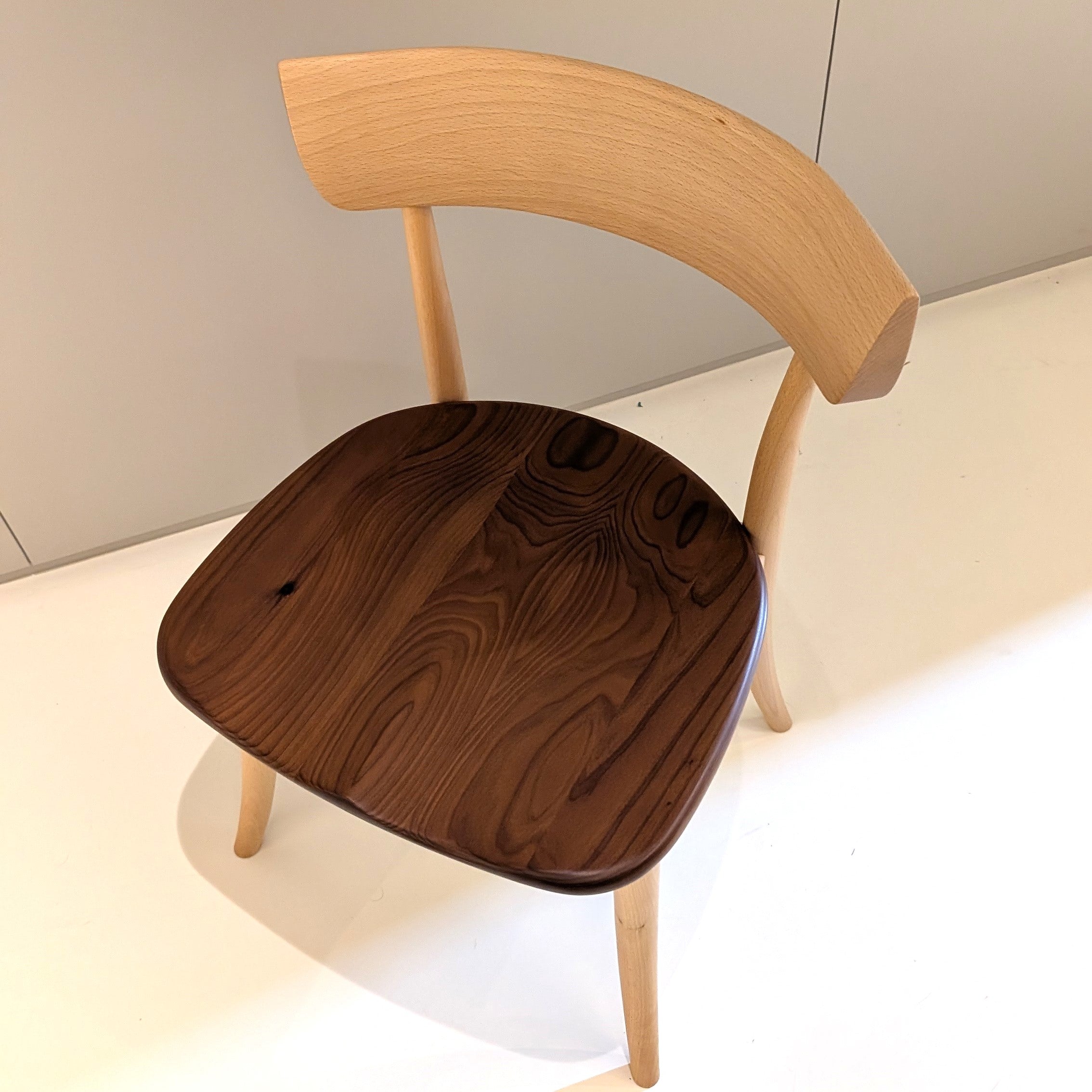 DISCONTINUED | CRESCENT Chair SG261J