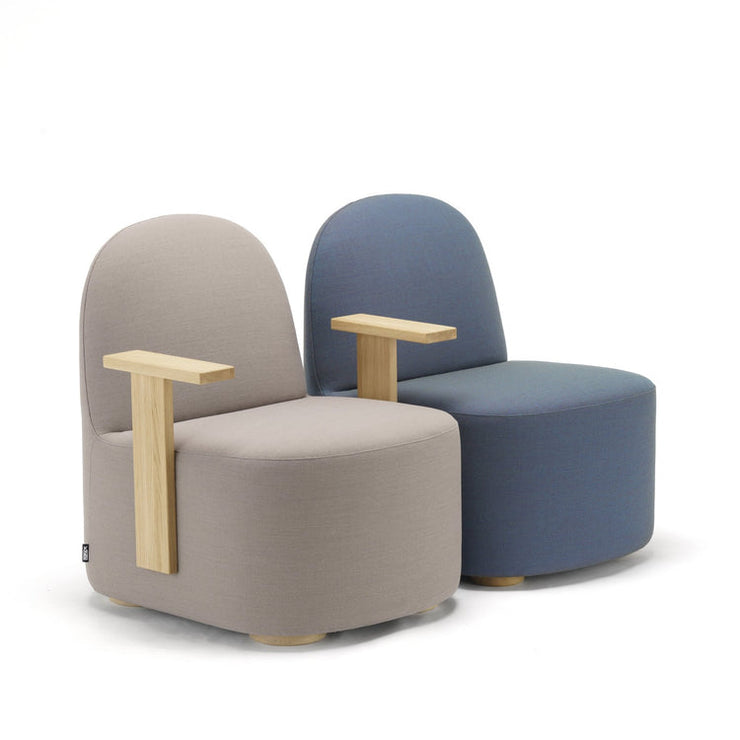 Karimoku New Standard - POLAR Lounge Chair Small with Arms - Armchair 