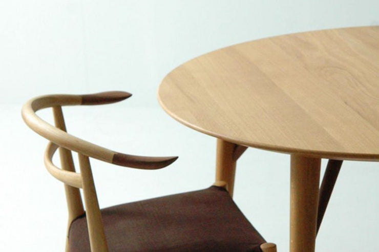 Nissin - White Wood Round Table - Dining Table 