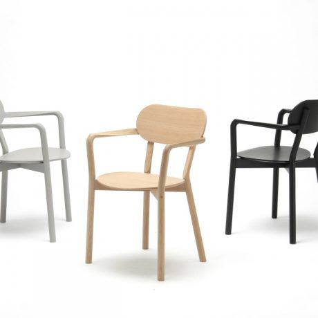Karimoku New Standard - CASTOR ARM CHAIR oak - Dining Chair 