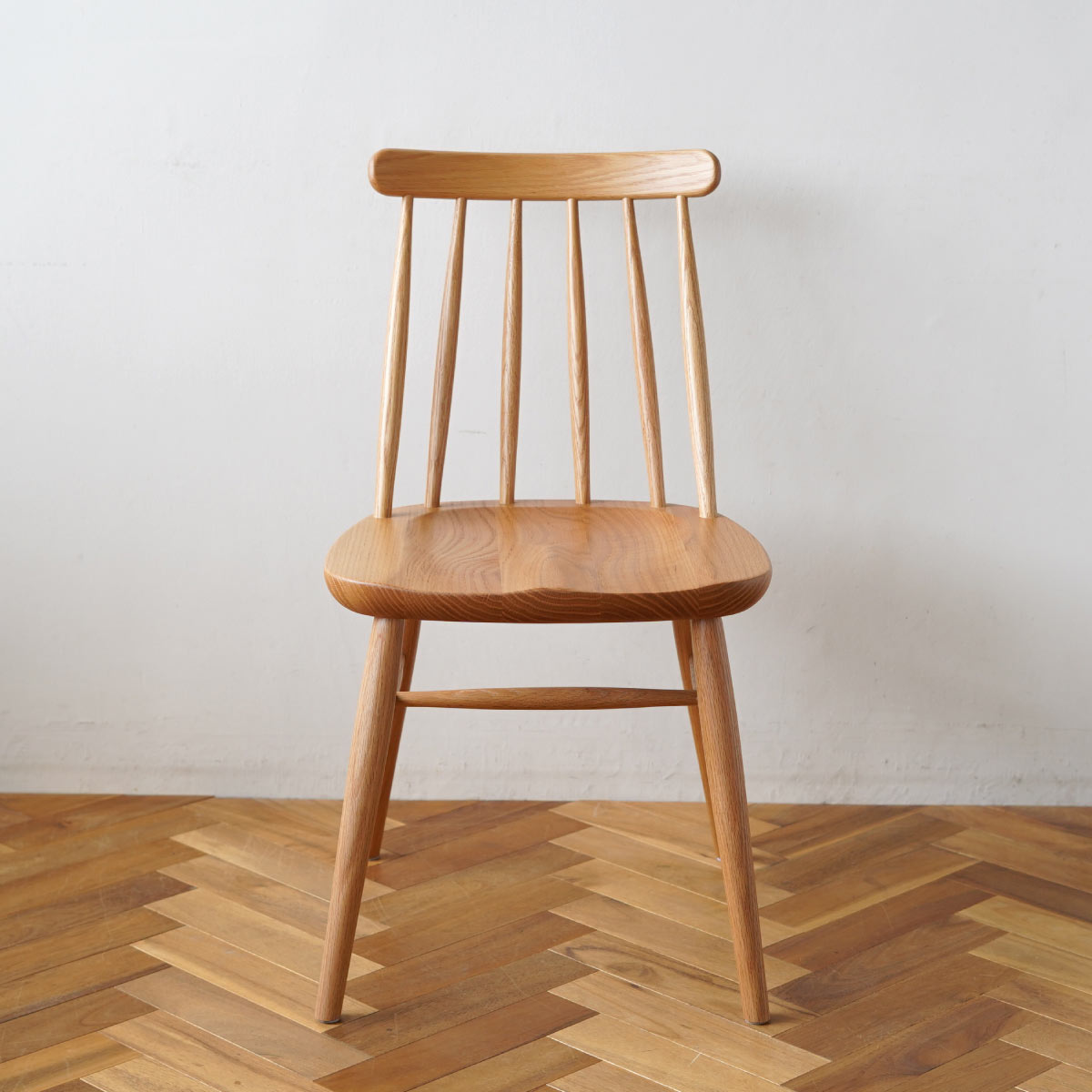 Nagano Interior - Friendly chair - Dining Chair 