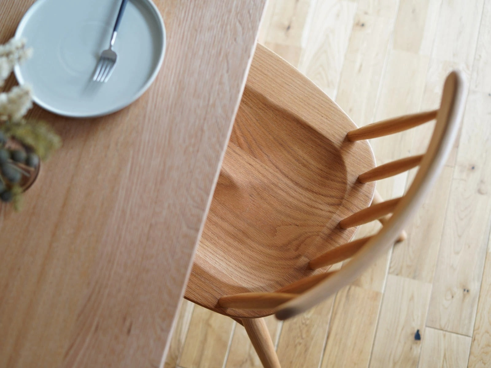 Nagano Interior - Friendly chair - Dining Chair 