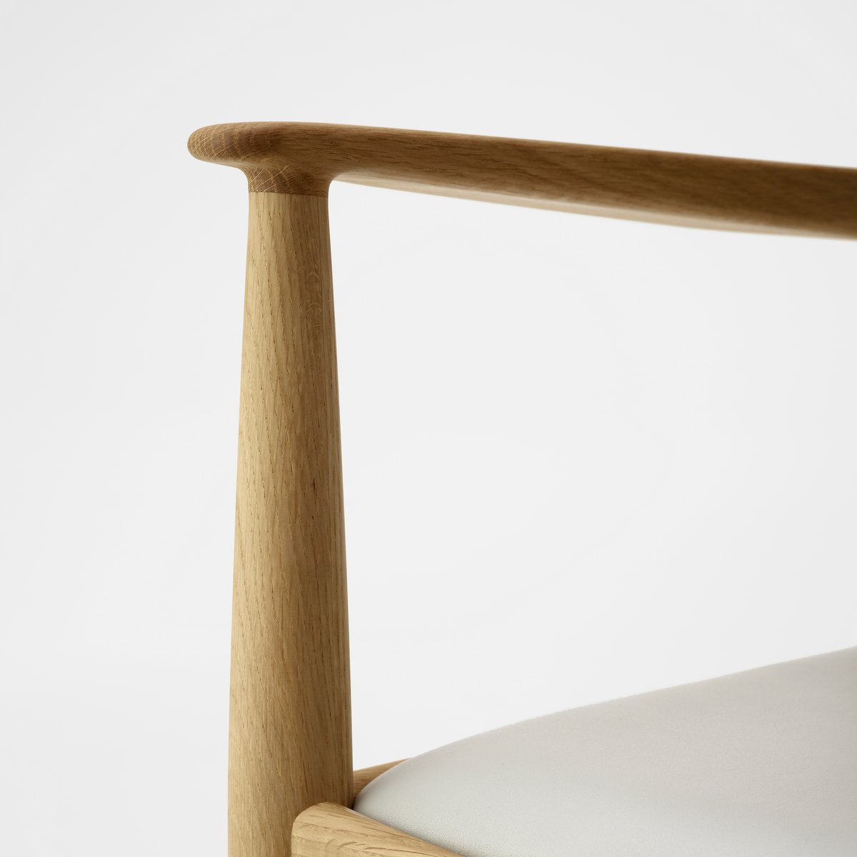 Karimoku Case Study - KCS Dining Armchair N-DC01 - Dining Chair 