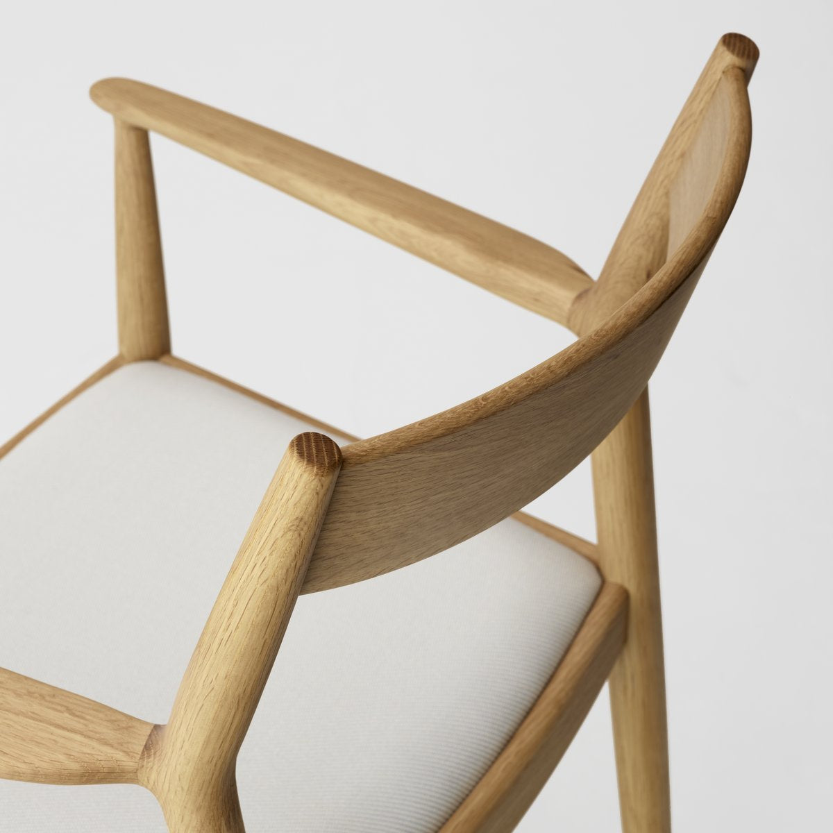 Karimoku Case Study - KCS Dining Armchair N-DC01 - Dining Chair 