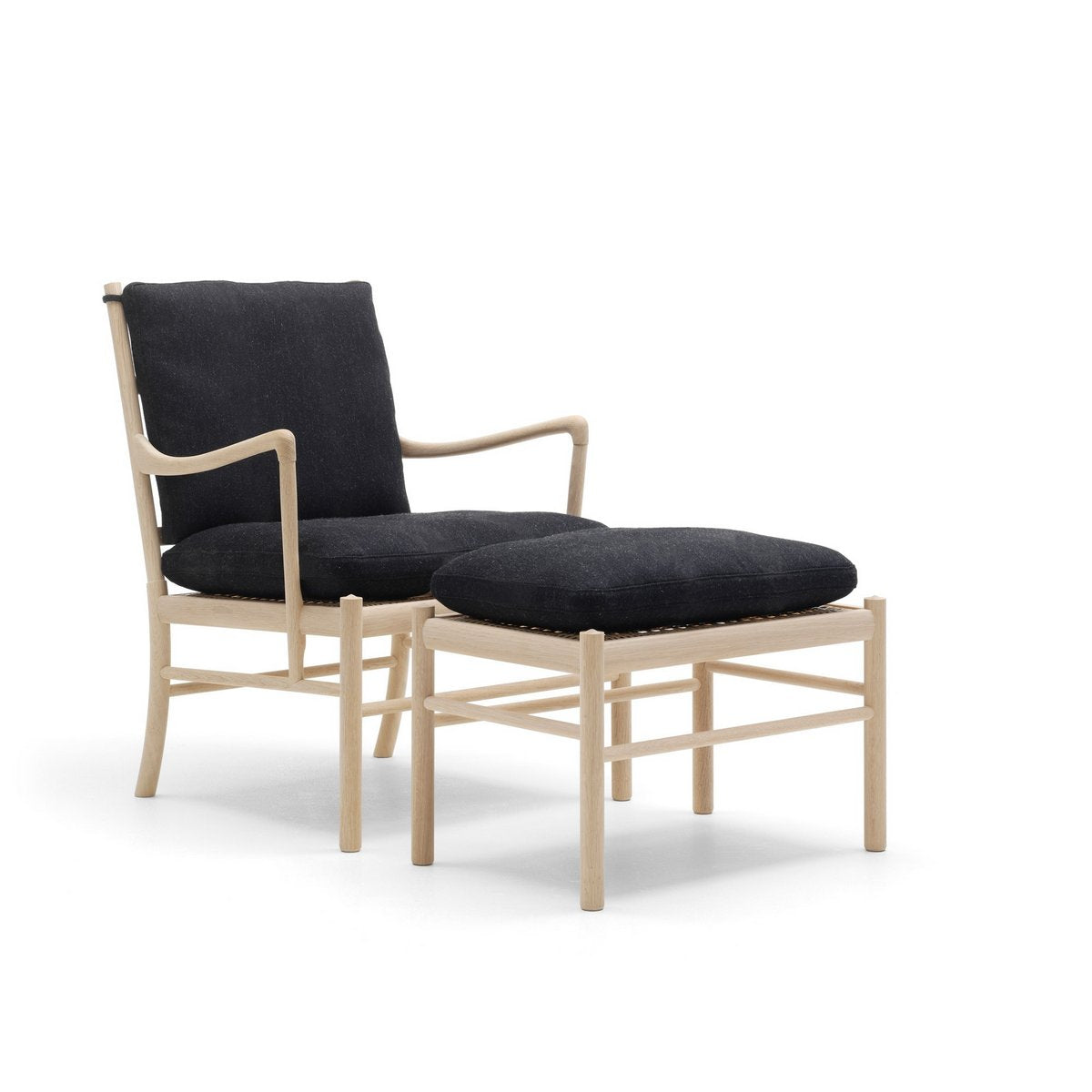 Carl Hansen & Son - OW149F Colonial Footstool - Stool 