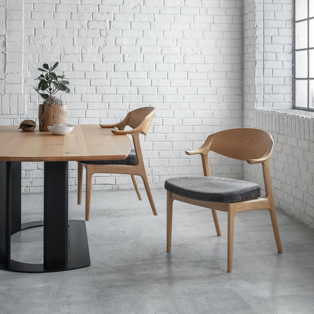 Nagano Interior - REAL arm chair KC354-1W - Dining Chair 